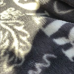 Meet your Posher, Eden